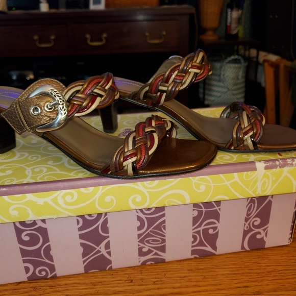 Brighton Shoes - BRIGHTON WOMEN'S FIJI BRASS BRAID SANDALS